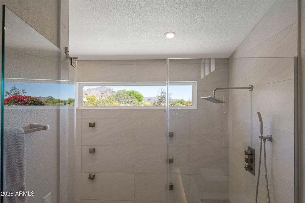 Image 24 of property listing at 18793 N 93RD Street, Scottsdale, AZ 85255