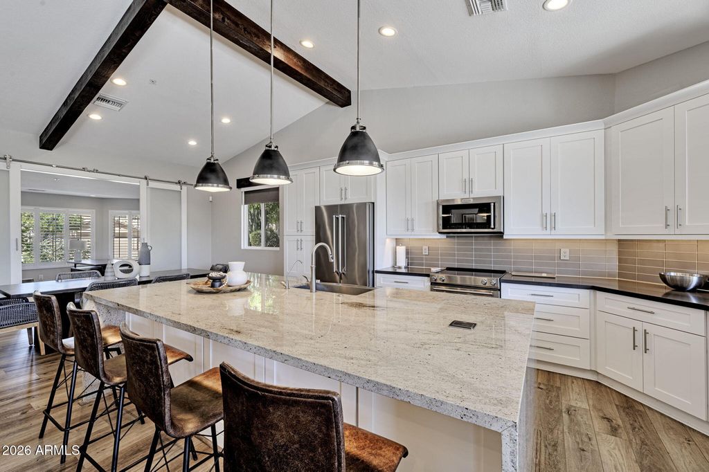 Image 6 of property listing at 18793 N 93RD Street, Scottsdale, AZ 85255