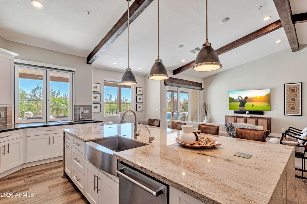 Image 7 of property listing at 18793 N 93RD Street, Scottsdale, AZ 85255