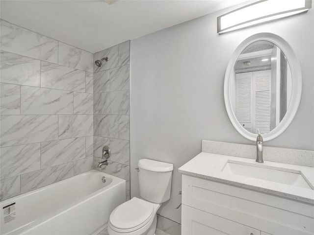 14375 Strathmore Ln 303, Delray Beach, FL 33446