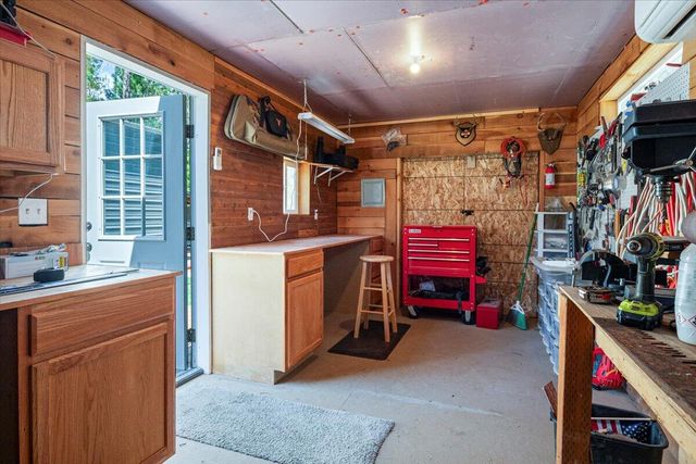 17168 Island Loop Way, Bend, OR 97707