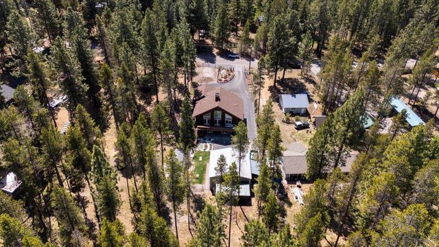 17168 Island Loop Way, Bend, OR 97707