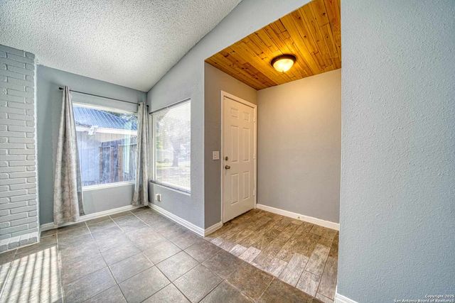 8022 Orchard Bend, San Antonio, TX 78250
