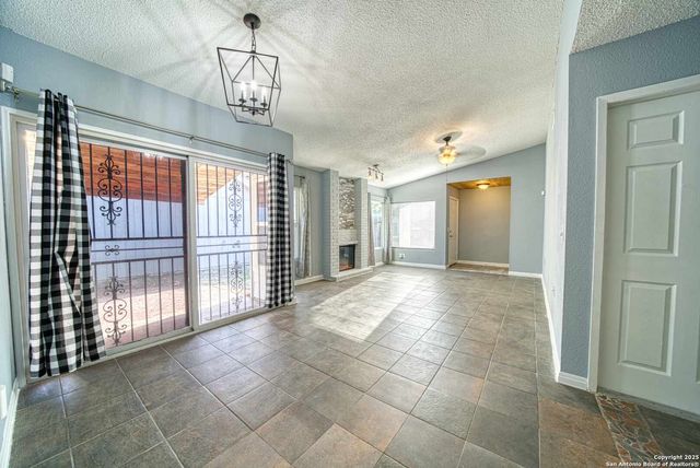 8022 Orchard Bend, San Antonio, TX 78250