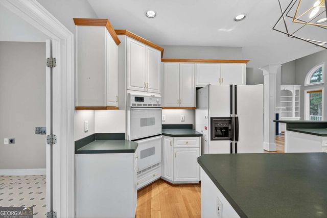 1001 Shoal Creek Court, Greensboro, GA 30642