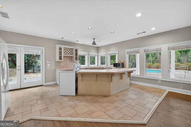 1001 Shoal Creek Court, Greensboro, GA 30642
