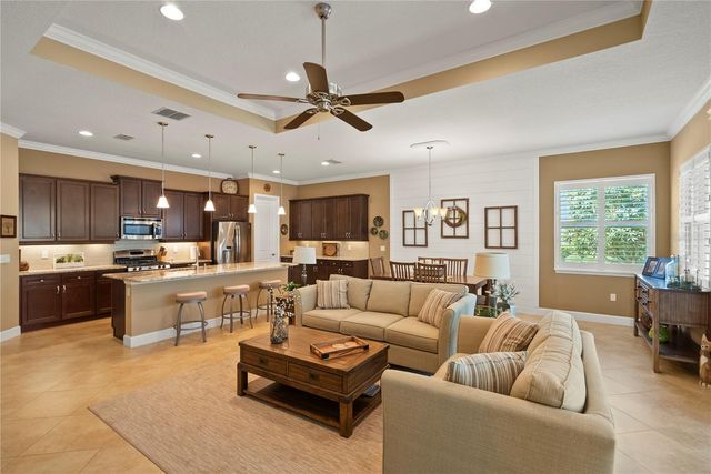 124 AMANTHUS COURT, Deland, FL 32724