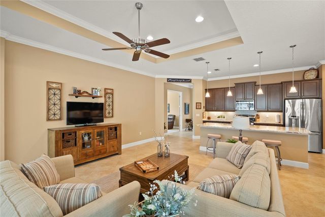 124 AMANTHUS COURT, Deland, FL 32724