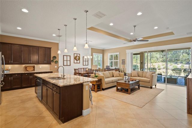 124 AMANTHUS COURT, Deland, FL 32724