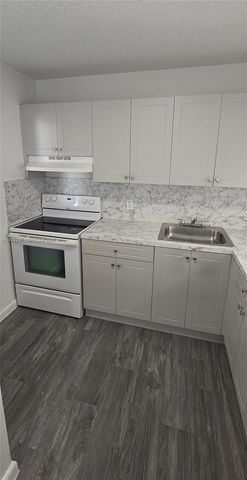 10900 SW 196th St 401, Cutler Bay, FL 33157