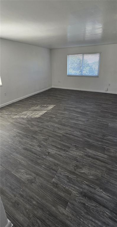 10900 SW 196th St 401, Cutler Bay, FL 33157