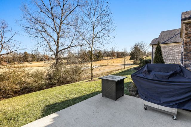 1677 Boardwalk Pl, Gallatin, TN 37066