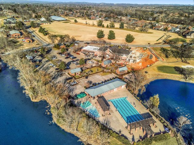 1677 Boardwalk Pl, Gallatin, TN 37066