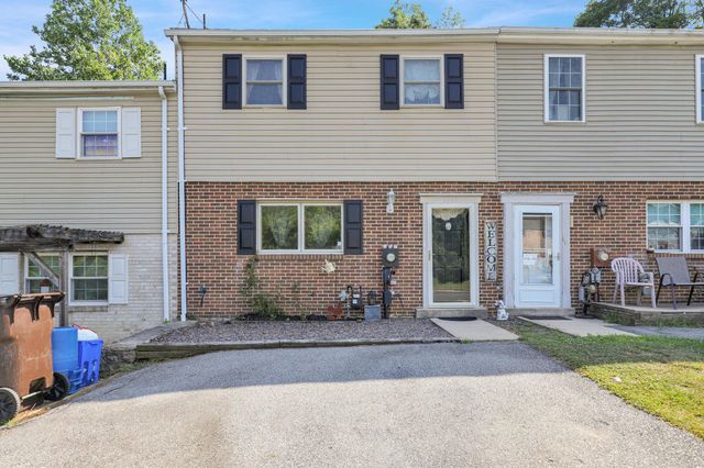 1354 FOX RUN, Reading, PA 19606