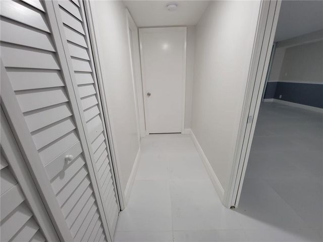 800 E CYPRESS Lane 202, Pompano Beach, FL 33069