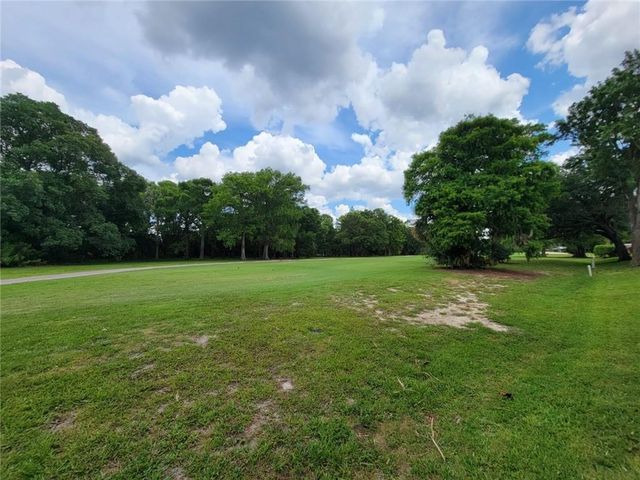 800 E CYPRESS Lane 202, Pompano Beach, FL 33069