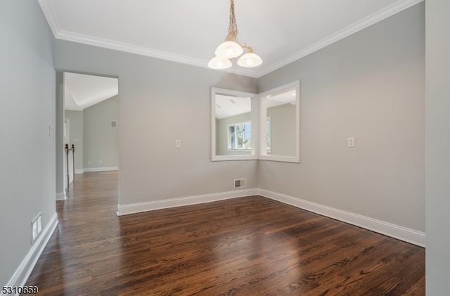 77 CREGAR ROAD, High Bridge Boro, NJ 08829