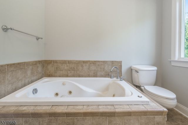 77 CREGAR ROAD, High Bridge Boro, NJ 08829