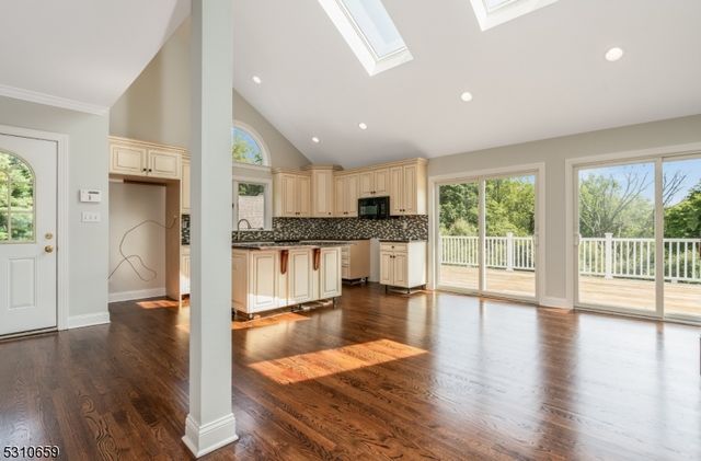 77 CREGAR ROAD, High Bridge Boro, NJ 08829