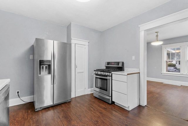 856 JAMES STREET, Green Bay, WI 54303