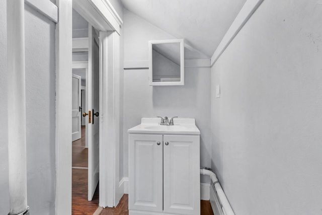 856 JAMES STREET, Green Bay, WI 54303