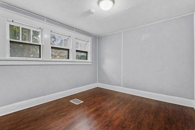 856 JAMES STREET, Green Bay, WI 54303