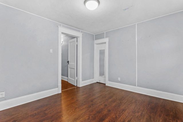 856 JAMES STREET, Green Bay, WI 54303