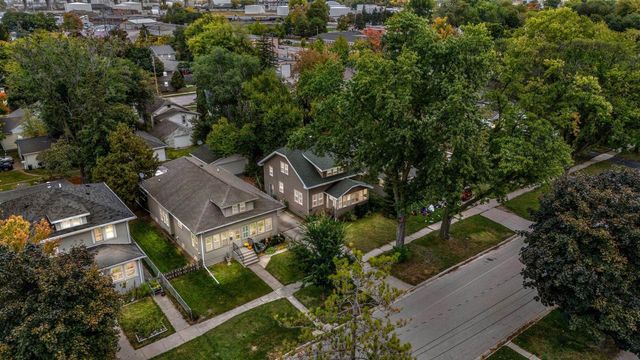 856 JAMES STREET, Green Bay, WI 54303