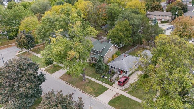 856 JAMES STREET, Green Bay, WI 54303