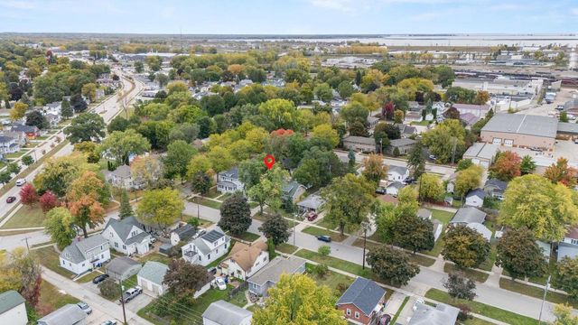 856 JAMES STREET, Green Bay, WI 54303