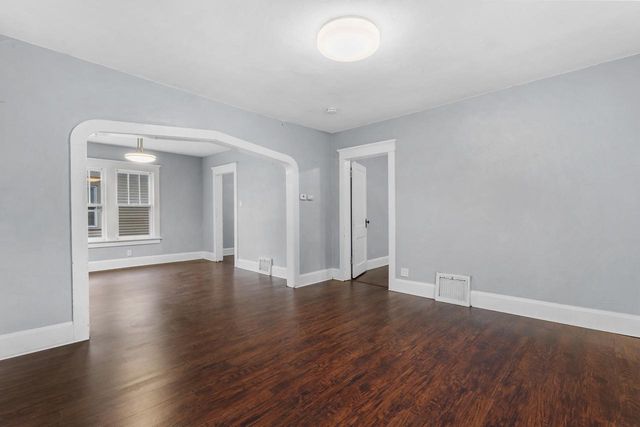 856 JAMES STREET, Green Bay, WI 54303