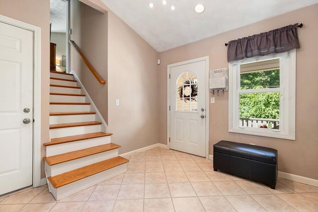 12 Albion Road, Billerica, MA 01821