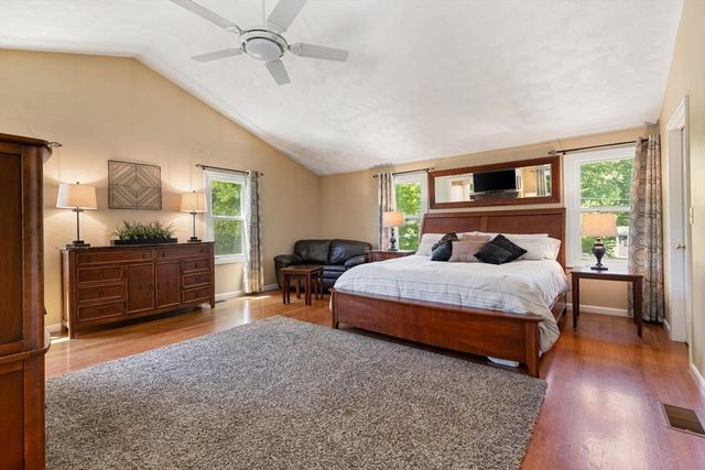 12 Albion Road, Billerica, MA 01821