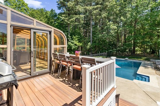 12 Albion Road, Billerica, MA 01821