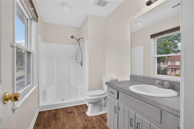 43 Charlene LOOP, Hampton, VA 23666