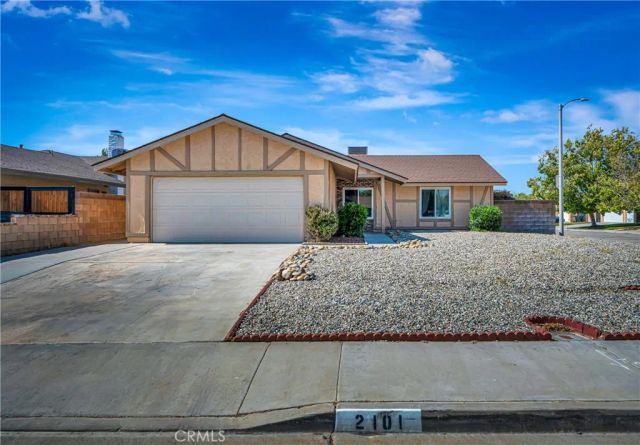 2101 Dallin Street, Lancaster, CA 93536