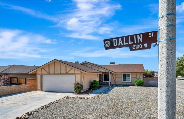 2101 Dallin Street, Lancaster, CA 93536