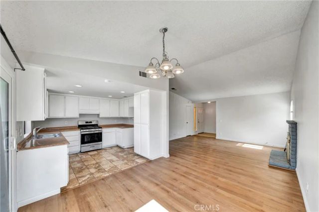 2101 Dallin Street, Lancaster, CA 93536