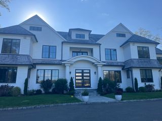 48 Driftway Lane, New Canaan, CT 06840