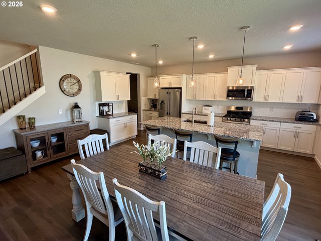 37547 SOCKEYE St, Sandy, OR 97055