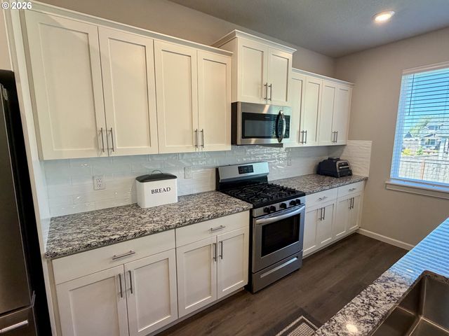 37547 SOCKEYE St, Sandy, OR 97055