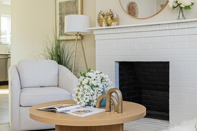 1952 Shoreview Ave, San Mateo, CA 94401