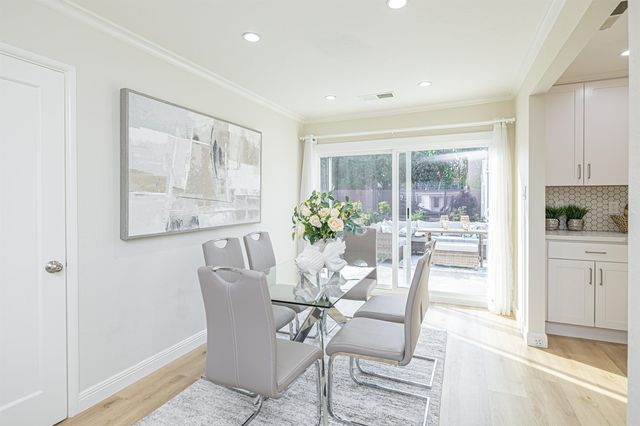 1952 Shoreview Ave, San Mateo, CA 94401