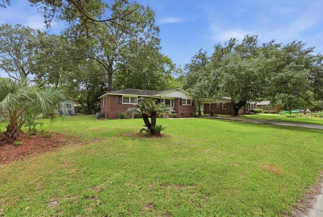 2627 Ridgewood Avenue, Charleston, SC 29414