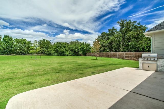 550 Old Creek Road, Edmond, OK 73034