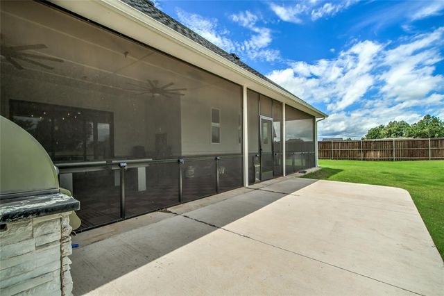 550 Old Creek Road, Edmond, OK 73034