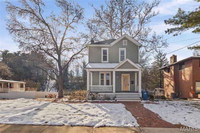 1009 Danforth Street, Alton, IL 62002