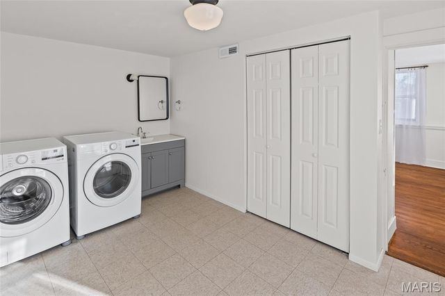 1009 Danforth Street, Alton, IL 62002