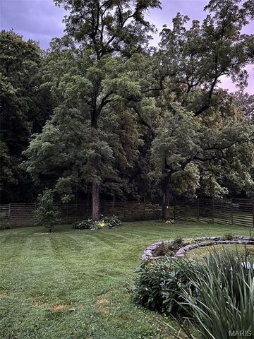 1009 Danforth Street, Alton, IL 62002