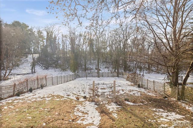 1009 Danforth Street, Alton, IL 62002